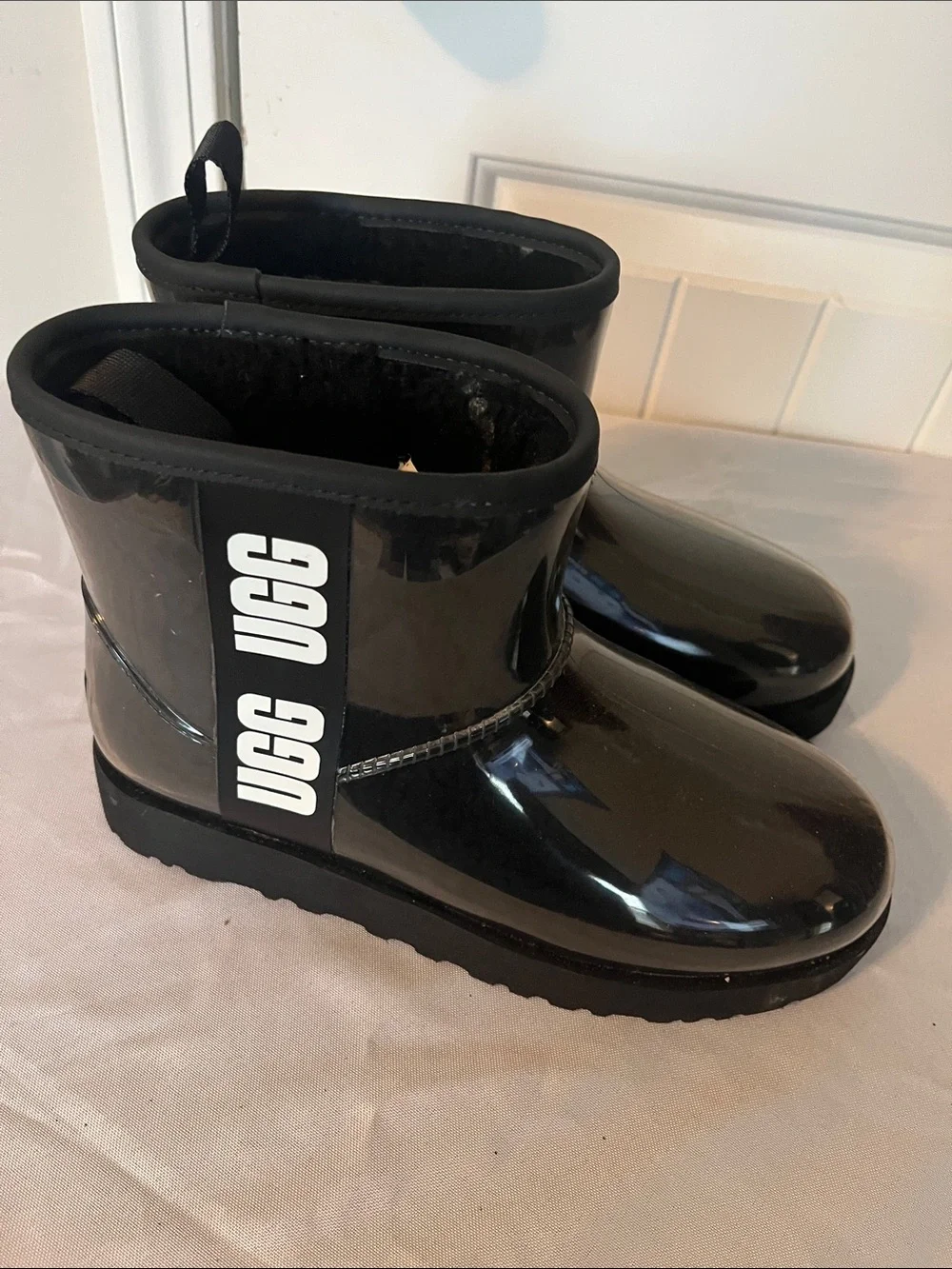 UGG Kids Black Gloss Short Rain Boot